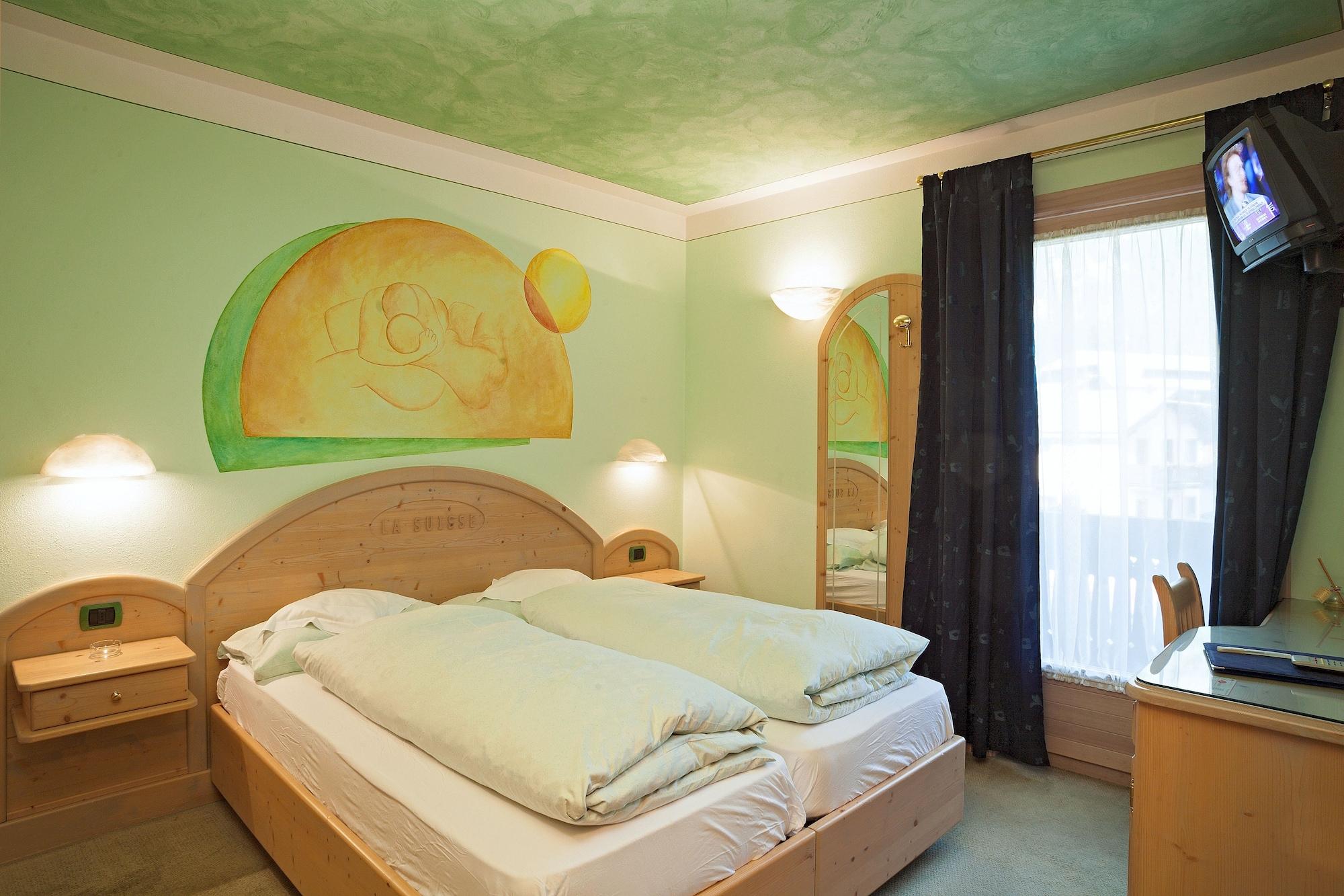 ליביניו Hotel "La Suisse" מראה חיצוני תמונה